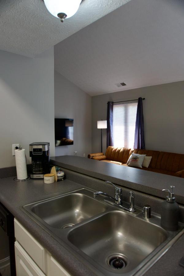 Cloud'S Bnb - The Signature Suite, For Cooks. Elizabethtown Exterior photo
